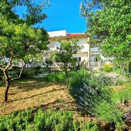 דירה With Parking Space Barbat, Rab - 27424 *